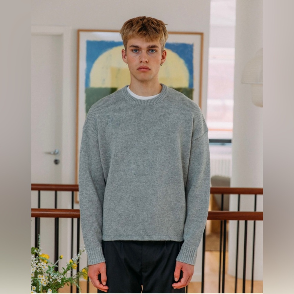 memories of yesterday grey sweater